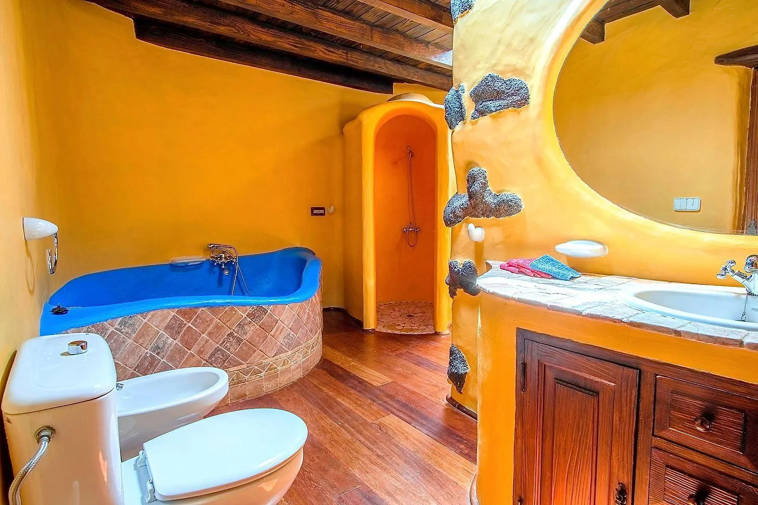 Ferienhaus Feliz - Sauna, Beheizter Pool, Sonnenbett, Spielplatz, 2X2 M Bett Tías