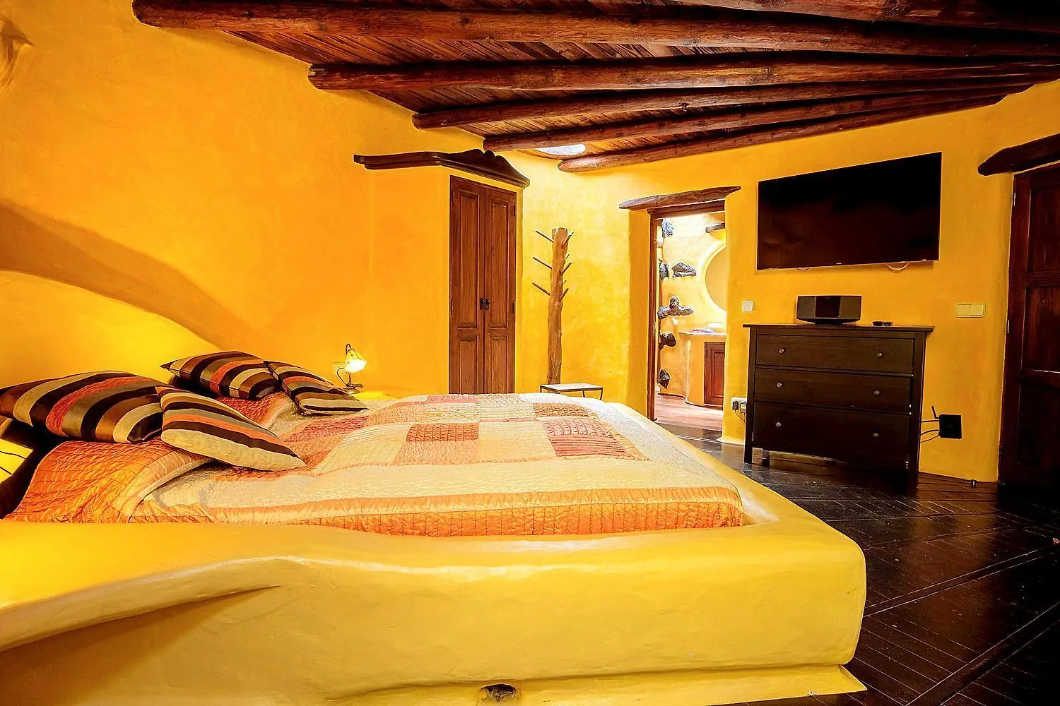 Feliz - Sauna, Beheizter Pool, Sonnenbett, Spielplatz, 2X2 M Bett Tías