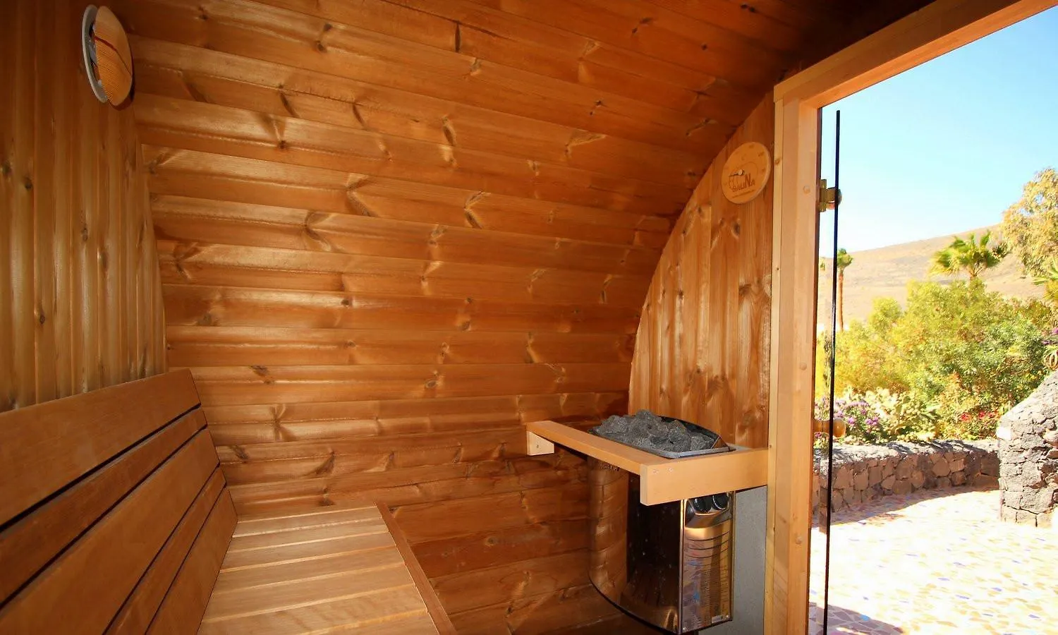 Feliz - Sauna, Beheizter Pool, Sonnenbett, Spielplatz, 2X2 M Bett Tias Holiday home
